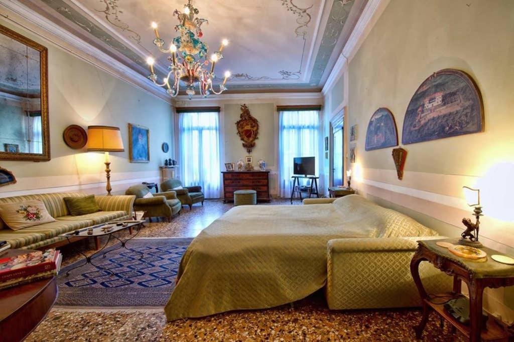 Gradenigo Apartment เวนิส ภายนอก รูปภาพ